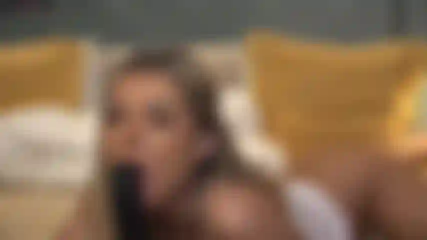 Preparo un bbc con le mie labbra morbide per una bella scopata.