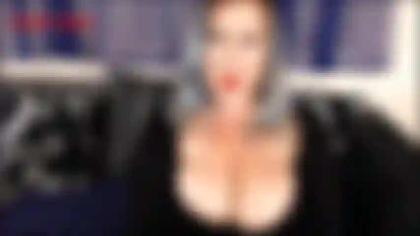 Abuso del fratellino parte 1-:: questo era un video personalizzato per un fan::âvengo da te, mia sorella maggiore, per chiederti di prestarmi la tua bella macchina e un po' di soldi. Sei sconvolta, hai appena parlato con la nostra mamma...