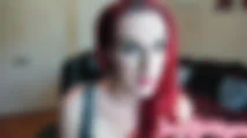 La dea cei asmr entra nella tua mente come nessun'altra e ti fa leccare quel carico di cui sa che sei davvero affamato!