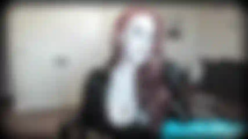 Film noir 120 fumo: guarda questa sexy dea femme fatale fumare una bella sigaretta da 120 ed entrare nella tua mente come nessun altro!