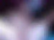 Gioco con la mia bellissima figa nella luce del mattino.