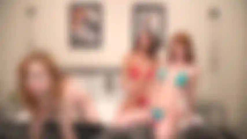 Ragazze calde dell'estate - jane rogers viene scopata duramente da franco styles in questo epico quartetto con cieli scarlatti e andi rose su jerkmate tv.