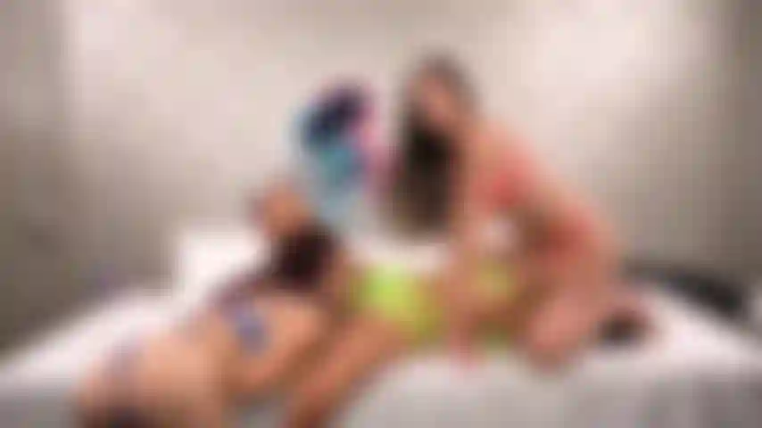 Diverto con le sforbiciate e il bdsm in un live cam a tre lesbiche con natalia nix, sabina rouge, kiarra kai.