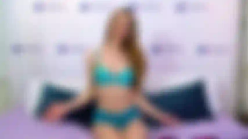 Jillian janson si sporca e si sporca con uno stallone