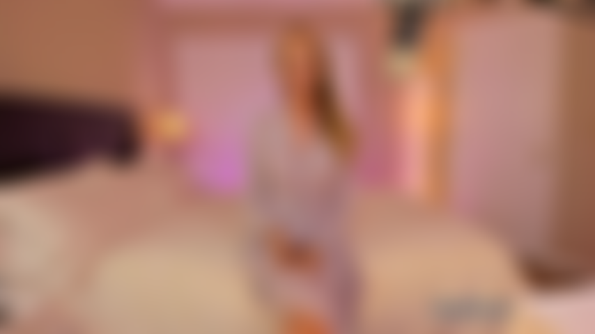 Five Rounds Of Fashion Show with booty teasing, JOI and encouraging YOU to cum on my big phat ass! I try on 5 super cute n sexy outfits to help you along. Each one gets you closer to a big NUT!