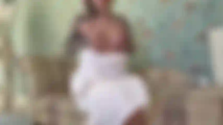 I just got out the shower and was feeling horny so decided it was a perfect time to try out my new wand so I lay back and have another incredible orgasm xx