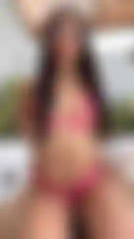 La tua ragazza molto sensuale.....