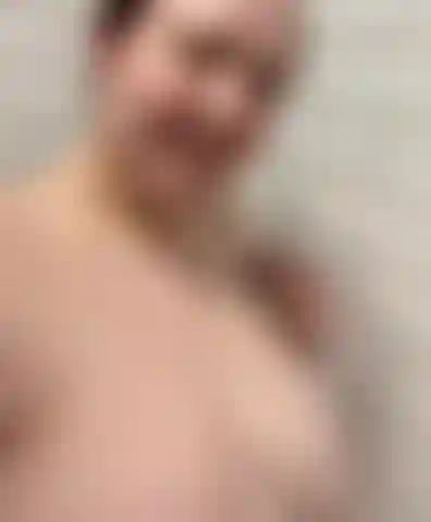 Gioco di titty doccia insaponata.