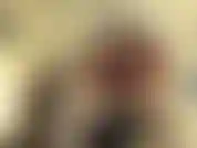 So che lo odi, ma ho fatto sesso con il mio capo questo pomeriggio. Ti farò uscire dalla gabbia per masturbarti mentre ti racconto tutto. Ora mettiti il ​​piede in bocca, accarezzalo finché non ti dico di venire.