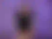 Ieri sera ti ho sorpreso a farti le seghe guardando il porno trans. Ho deciso di trasformare la tua fantasia in realtà. Ora in poi succhierai il cazzo, ti farai scopare e indosserai mutandine, piccola puttanella dal cazzo.