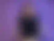 Hai tenuto il conto di tutti gli orgasmi che mi ha dato, strambo? 6 È vero. Quindi puoi masturbarti il ​​cazzetto per 6 minuti mentre ti umilio. Ti stuzzicherò con le mie tette, il mio culo e la mia figa.