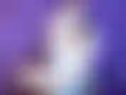 Sono felice che tu sia tornata. Ti facciamo entrare adesso che sei sotto, inala il profumo del mio dolce profumo di figa e accarezza il tuo cazzo, sei il mio schiavo, non puoi diventare duro senza il mio profumo, ti possiedo ora, accarezzalo finché non ti dico di svegliarti.