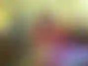 Tu hai una dipendenza dai collant e io ho un gioco a cui voglio giocare. Ti accarezzerai come te lo dico e se resisti fino alla fine, riceverai un conto alla rovescia per lo sperma mentre fissi il mio culo succulento.