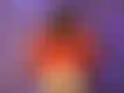 Grazie per la lingerie stravagante, il mio ragazzo la adorerà. No, non mi scoperai solo perché mi hai comprato questo. Ti farò uscire dalla tua gabbia di castità per accarezzare il tuo piccolo cazzo.