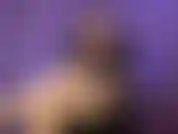 Stasera è la notte. Finalmente ti tradirò dopo averti tenuta rinchiusa in castità per 1 anno intero. Da stasera tu e il tuo piccolo, patetico cazzetto non entrerete mai più nella mia figa. Sei un cornuto adesso.