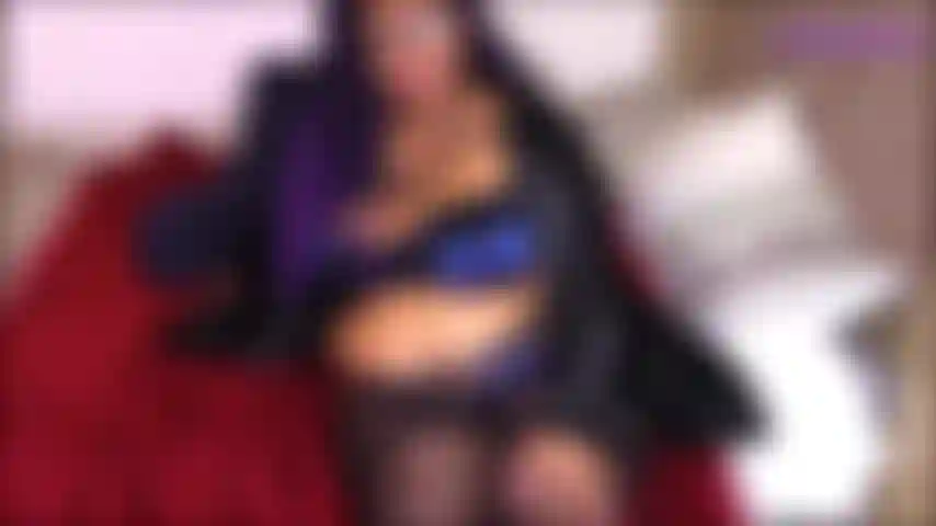 Questa era un'usanza: stile gfe piuttosto semplice. Sono la tua ragazza e sono vestita con la tua lingerie preferita e ho voglia di succhiare il tuo grosso cazzo. Mi chiedi se ho mai fatto un trattamento facciale a cui...