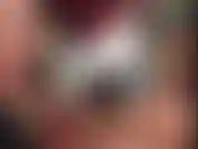 Pirati rachelraine. Ragazza/ragazza con doppio dildo di vetro e primi piani.