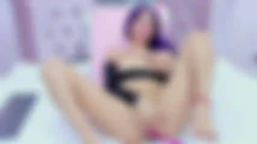 Divertiti a guardare come mi concedo piacere.