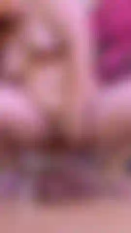 Cavalco il mio grande e sexy busto.