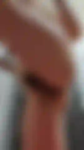 Calda milf nuda che gioca con il culo, toy anale.