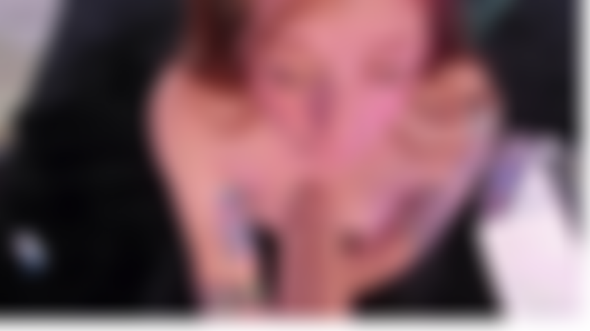 Mi costringi a ingoiare il tuo sperma.