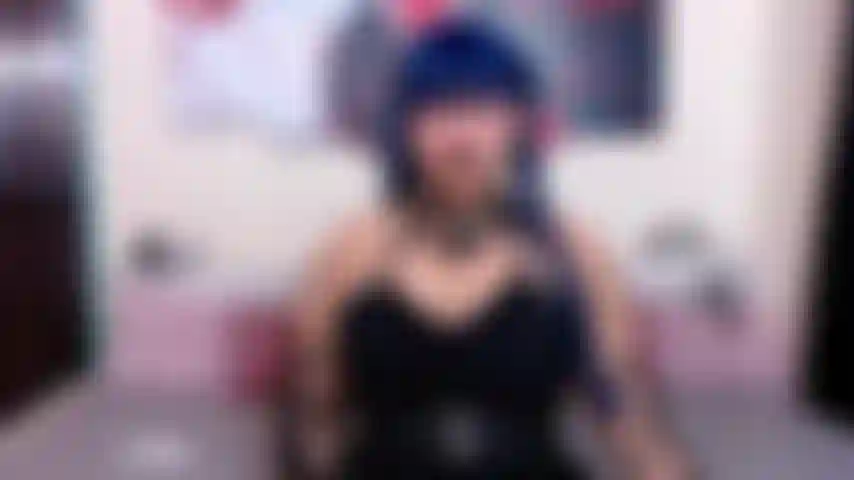 Gola profonda e pompino sciatto.