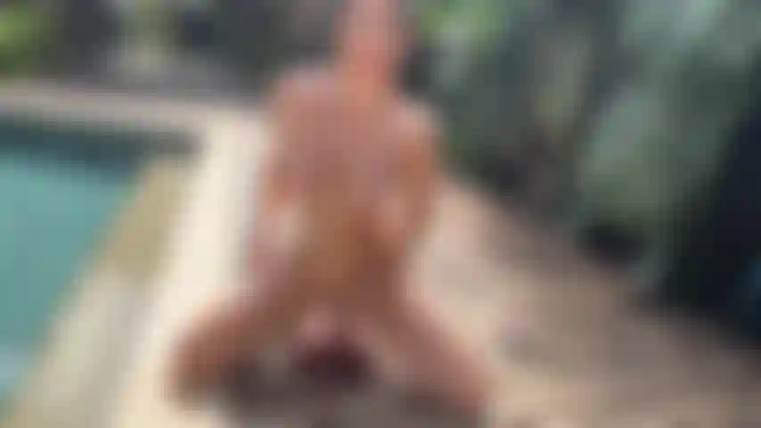 Beside the pool a good ride fuck!