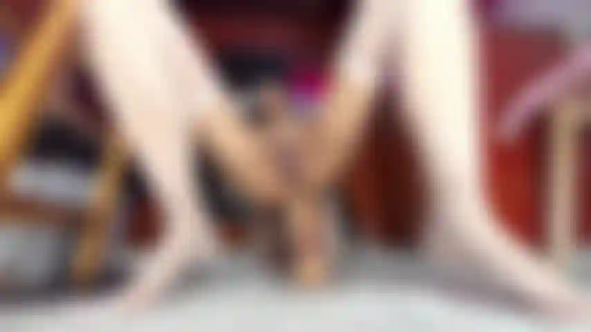 Mi piace cavalcare il tuo ricco e grosso cazzo.