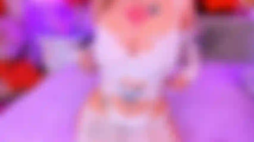 ? Fantastici giochi di tette + morsetti per capezzoli! ?