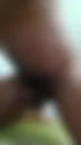 Mi polla y mi culo muy explicitos