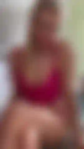 Pov ho una figa succosa e ho pensato a te!
