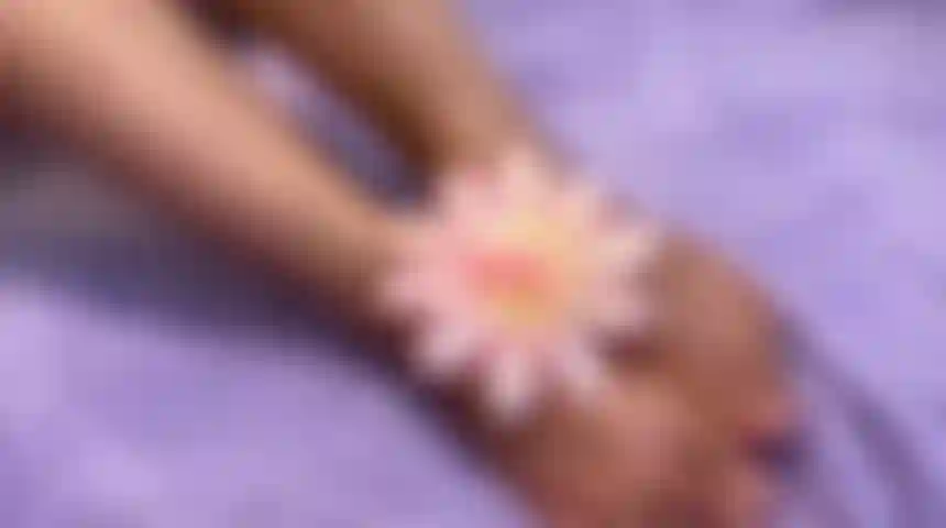 They are such sexy feet and those very juicy tits