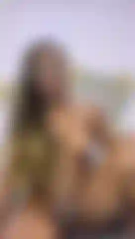 Fottimi forte la figa.