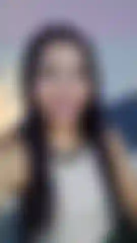 Come slowly... here seduction is enjoyed like a respite.