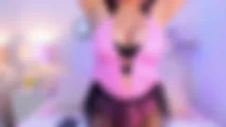 Goditi le mie grandi tette rimbalzanti.