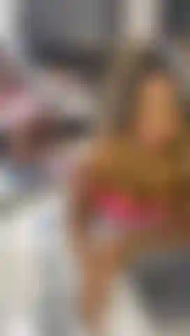 Mi do una pacca sul sedere.