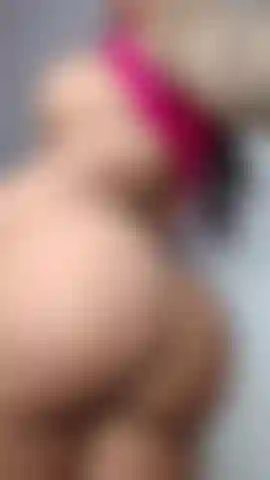 Non pensavo che il mio primo giorno da sola si sarebbe concluso con un orgasmo... E completamente soddisfatta.