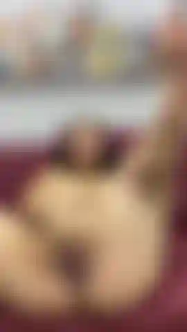 Mi vedi mentre mi scopo?