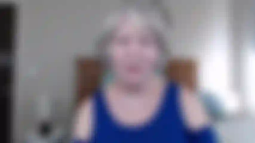 Stroking_to_stepmoms_face_cum conto alla rovescia.