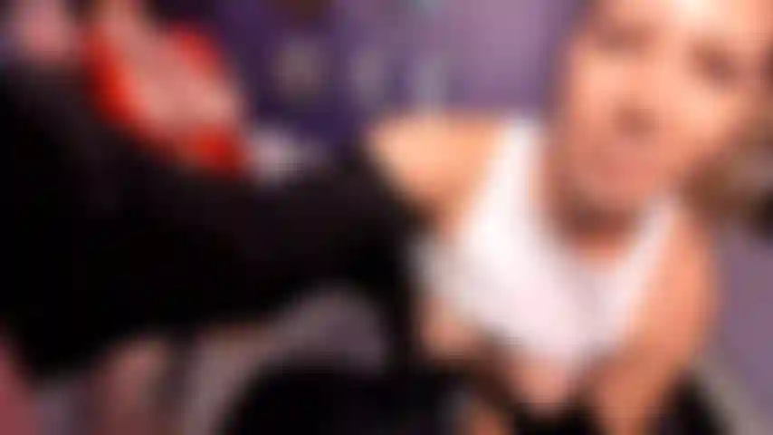 Bts esclusivo strap on bj topless con calliemyersxo che diventa davvero sbavoso e bollente!