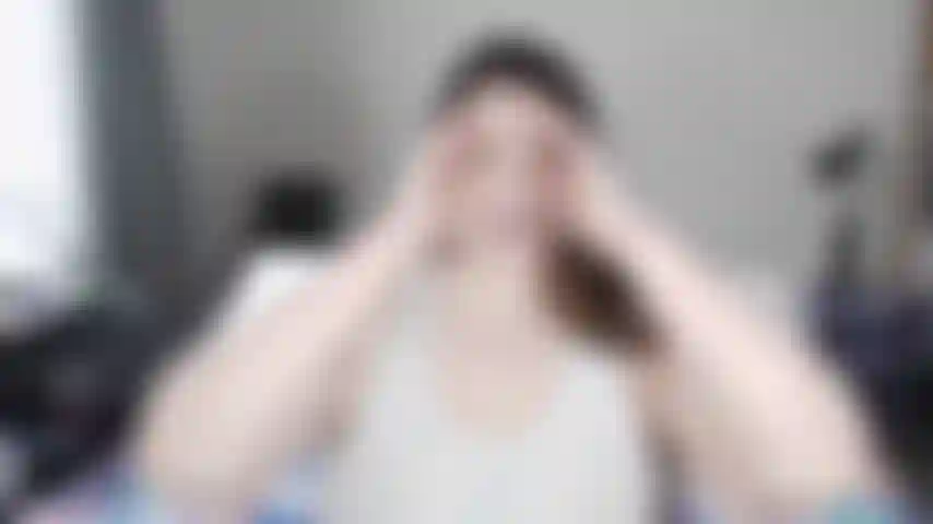 Gli odori che emette il mio corpo diventano solo più forti man mano che andiamo avanti. La tua lingua ha voglia di leccare tutti i miei posti pelosi. Non perderne nessuna! Altrimenti dovrò immobilizzarti per farmi pulire come si deve.