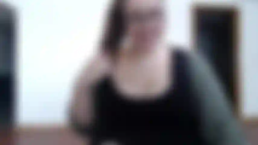 Un nuovo gioco per le mie schiave delle tette.