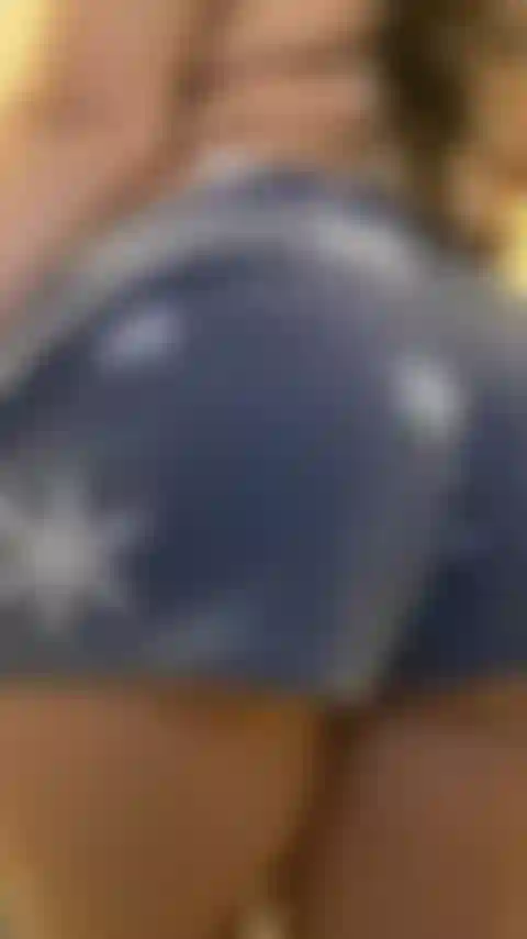 Mi stuzzico il culo.