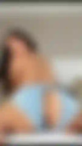 Ti piacciono i pantaloncini strappati?
