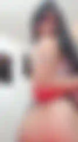 I'm moving just the way I know you like it...
imagine your hands are on my hips guiding this rhythm. Come and make me yours now!