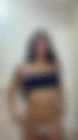 naughty, sweet and very playful, come lower my temperature, since the water made me much hotter