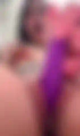 La mia figa è così bagnata per il mio giocattolo.