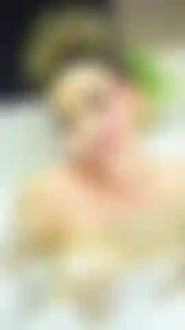 Parole sporche nella jacuzzi parte 2.