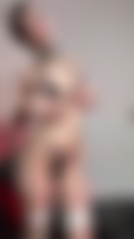 Metallo, bavagli e sottomissione: appartengo a te.