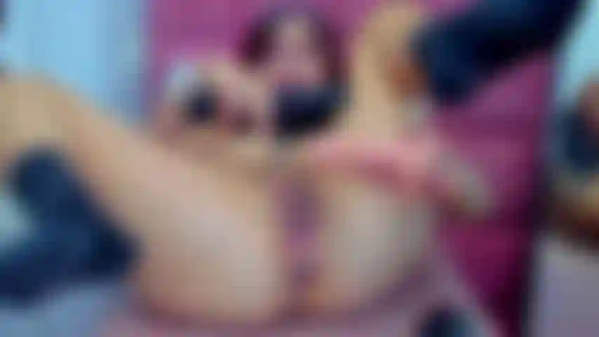 Gioco con il mio grosso dildo.